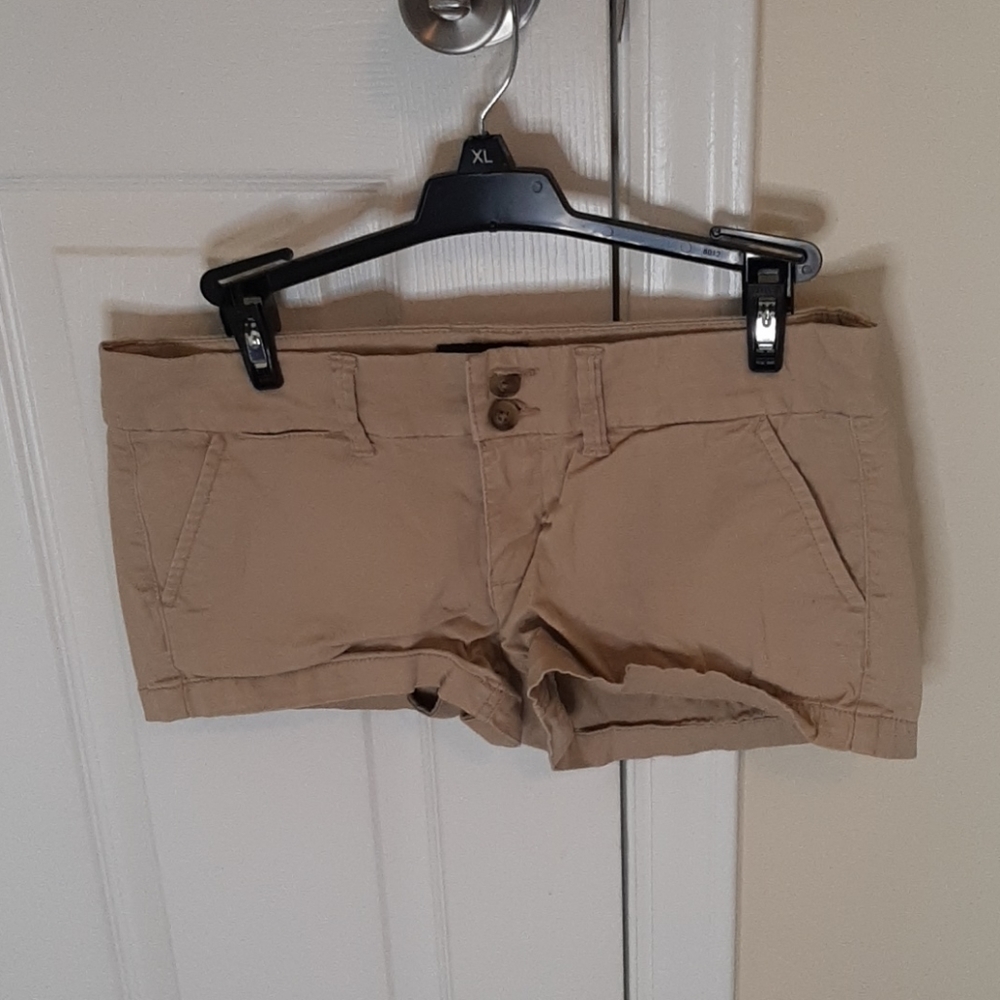 American Eagle, size 4, short shorts